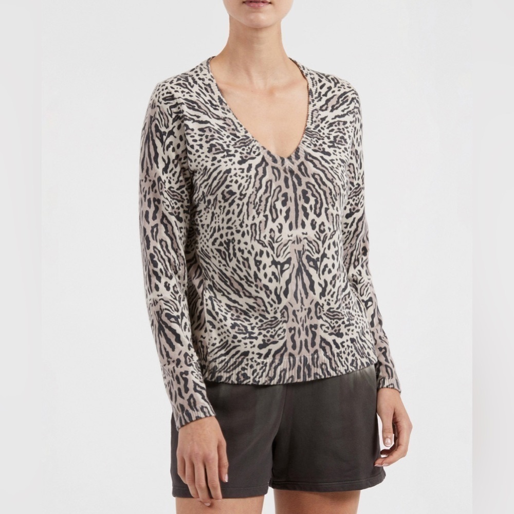 NWT ATM Anthony Thomas Melillo Animal Print‎ V Neck Sweater